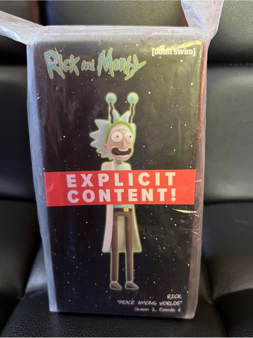 rick and morty peace among worlds exclusive figure new in box